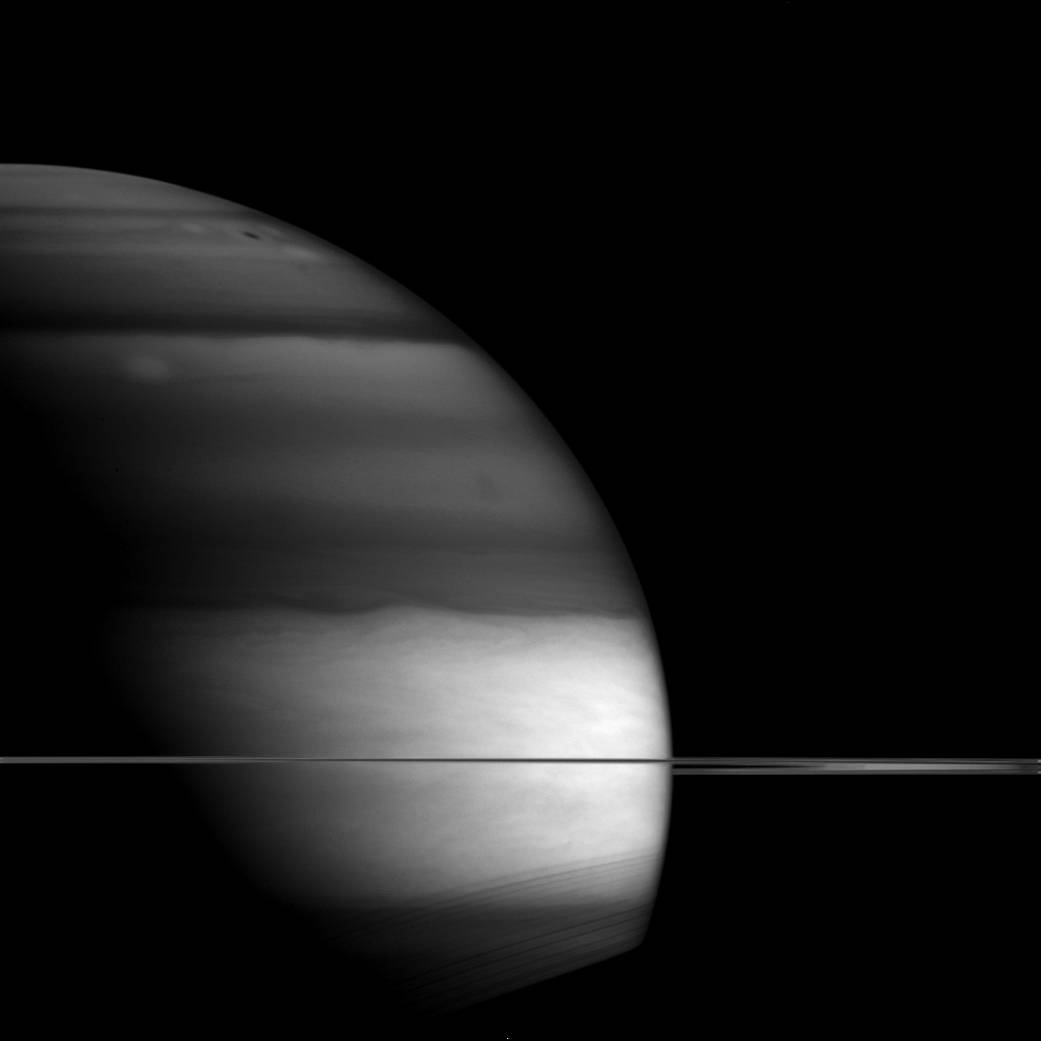 Сатурн в инфракрасном волновом диапазоне